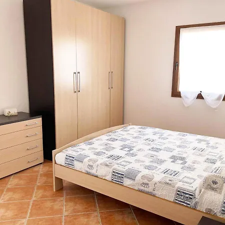 Pgs Immobiliare Srls Residenza Ugo 2 Bilocale Con Terrazza Attrezzata E Posto Auto Privato Appartement *